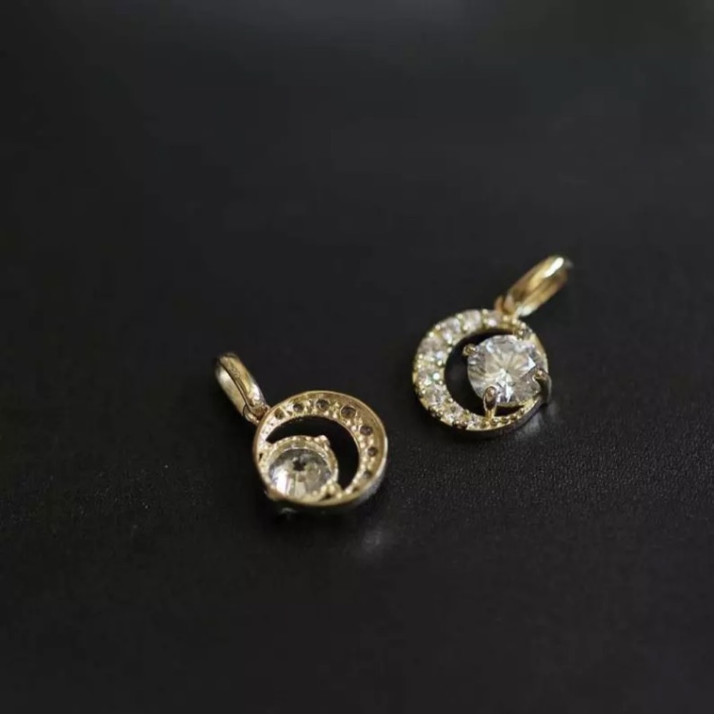 🎀NWT Pure 9Karot Gold Moon Star Pendant🌟🌙